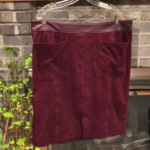 - Women’s faux suede Chico’s skirt sz3/women’s 16